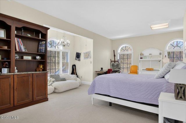 108 Woods Lane, Menands, NY 12204