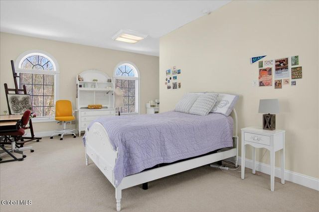 108 Woods Lane, Menands, NY 12204