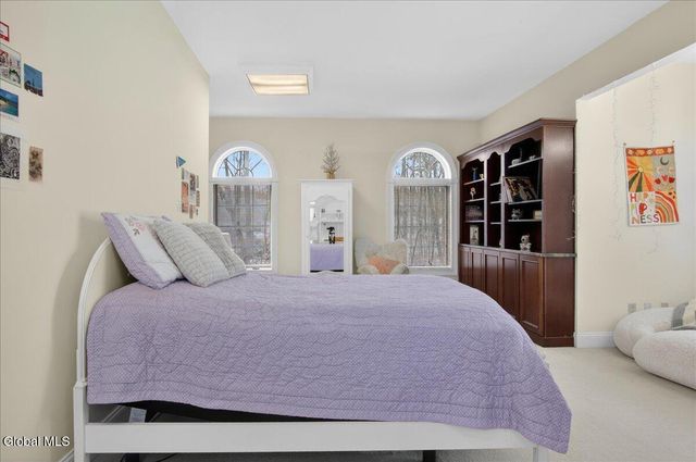 108 Woods Lane, Menands, NY 12204