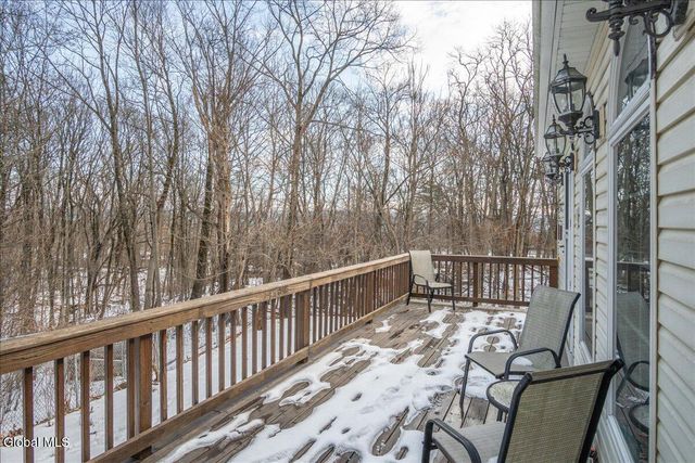 108 Woods Lane, Menands, NY 12204