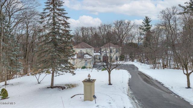 108 Woods Lane, Menands, NY 12204