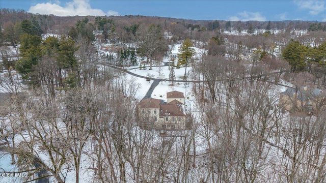 108 Woods Lane, Menands, NY 12204