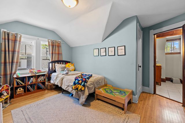 885 Portland Avenue, Saint Paul, MN 55104