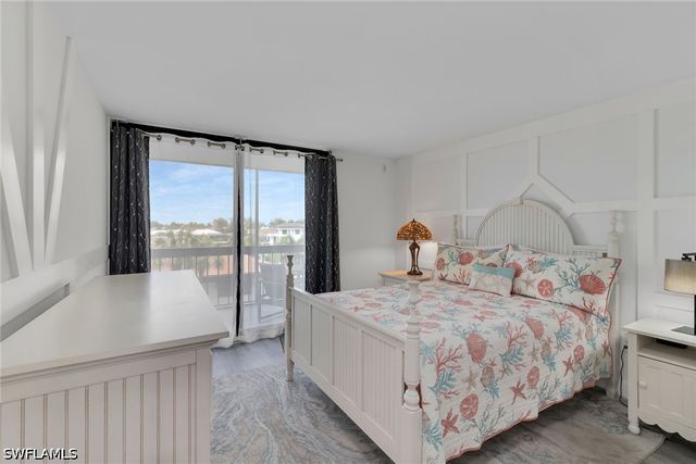 591 Seaview CT A402, Marco Island, FL 34145
