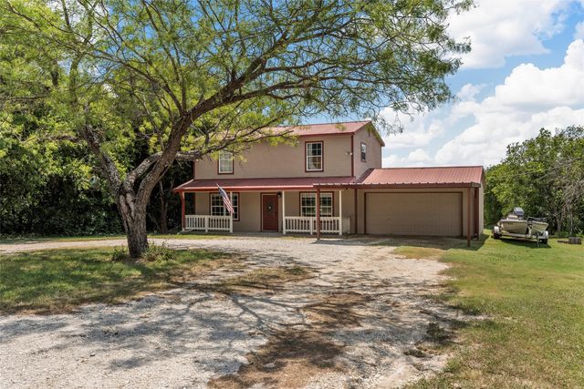 1235 Four Corners Road, West, TX 76691