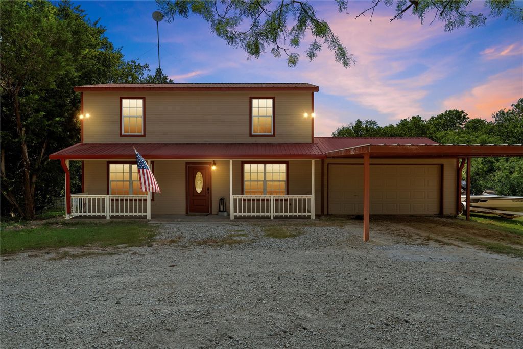 1235 Four Corners Road, West, TX 76691