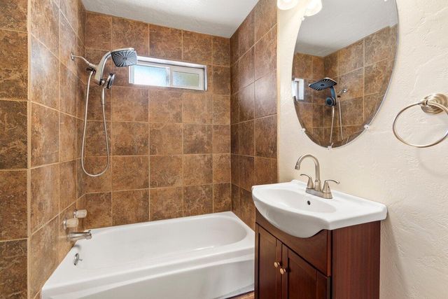 3024 Halfway Avenue, Mckinleyville, CA 95519