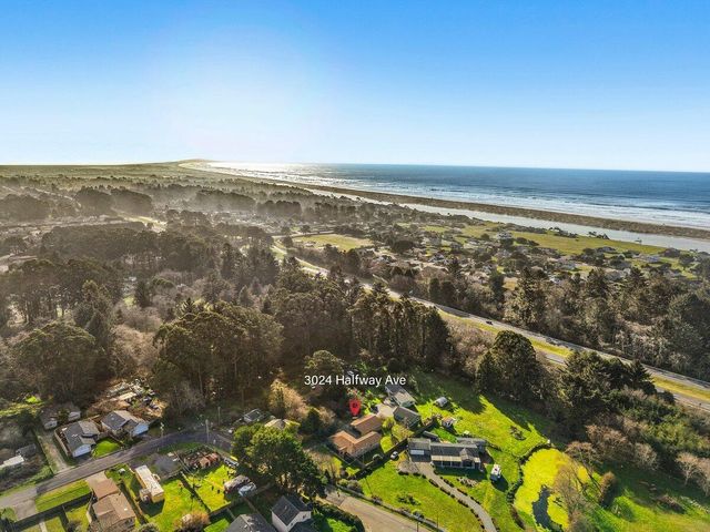 3024 Halfway Avenue, Mckinleyville, CA 95519