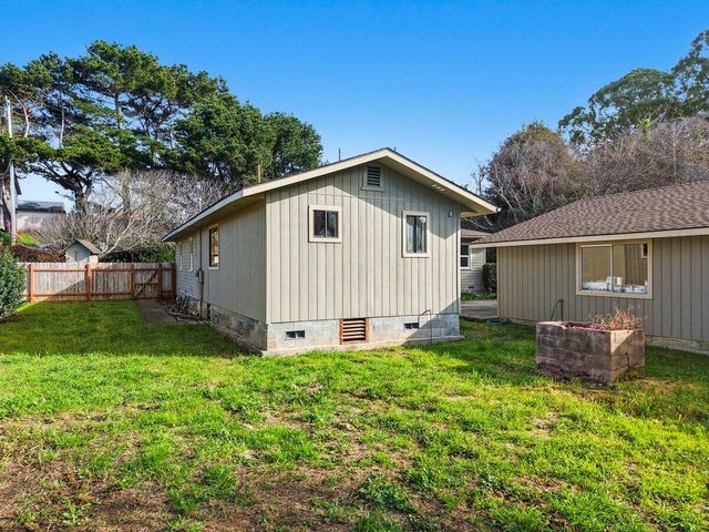 3024 Halfway Avenue, Mckinleyville, CA 95519