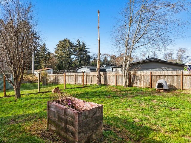 3024 Halfway Avenue, Mckinleyville, CA 95519