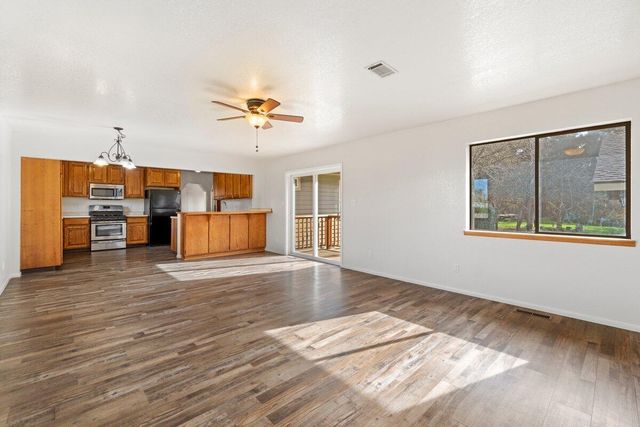 3024 Halfway Avenue, Mckinleyville, CA 95519