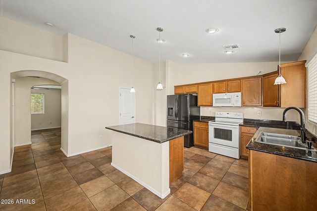 3928 E Blue Sage Road, Gilbert, AZ 85297