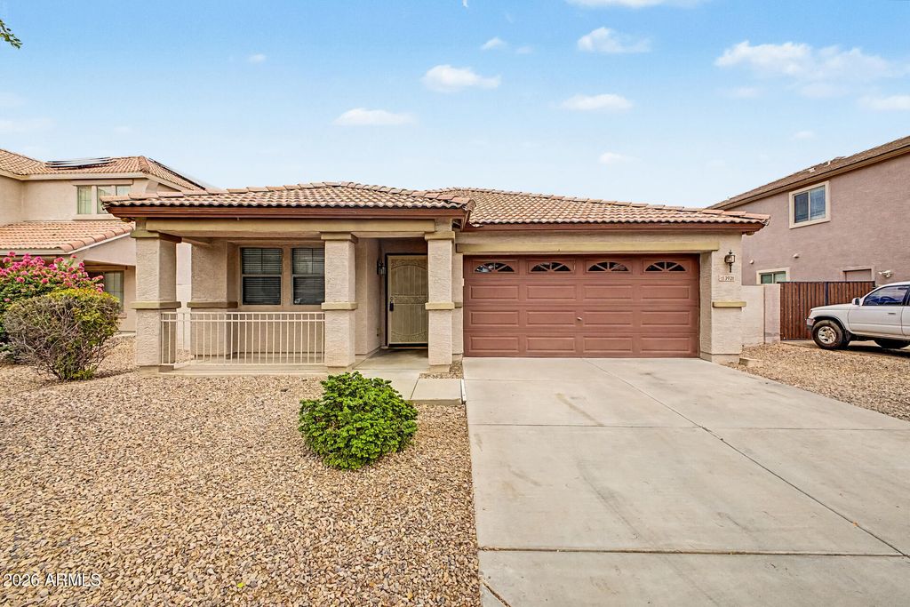 3928 E Blue Sage Road, Gilbert, AZ 85297