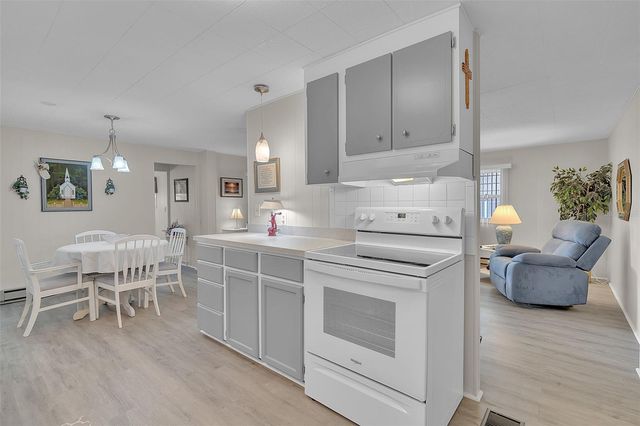 5619 BAYSHORE ROAD 319, Palmetto, FL 34221