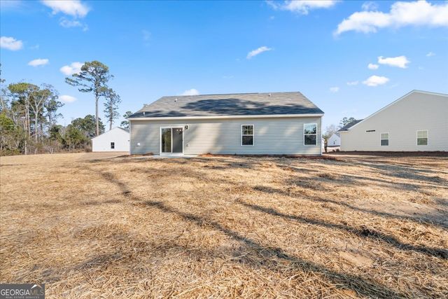170 Foxridge Court, Metter, GA 30439