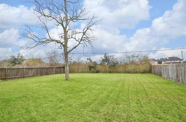 5815 Heather Street, League City, TX 77573
