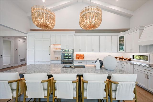 513 N BAY BOULEVARD, Anna Maria, FL 34216
