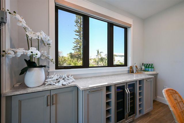 513 N BAY BOULEVARD, Anna Maria, FL 34216