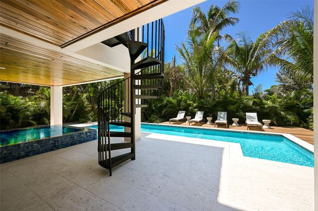 513 N BAY BOULEVARD, Anna Maria, FL 34216