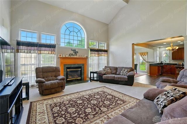 2435 Forest Oaks Drive, Beavercreek, OH 45431