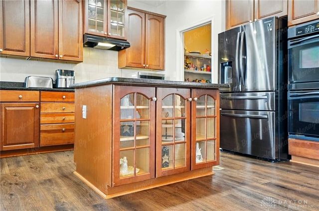 2435 Forest Oaks Drive, Beavercreek, OH 45431