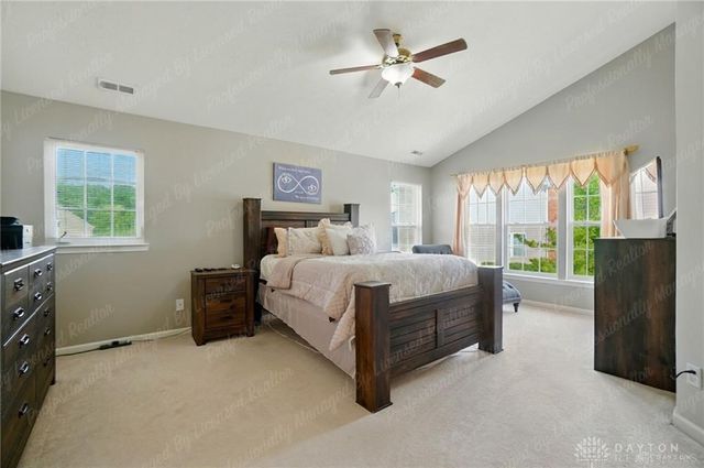 2435 Forest Oaks Drive, Beavercreek, OH 45431