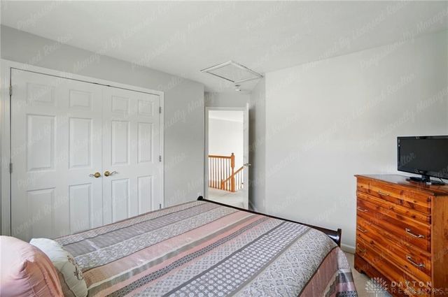 2435 Forest Oaks Drive, Beavercreek, OH 45431