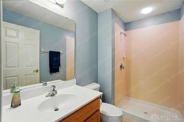 2435 Forest Oaks Drive, Beavercreek, OH 45431