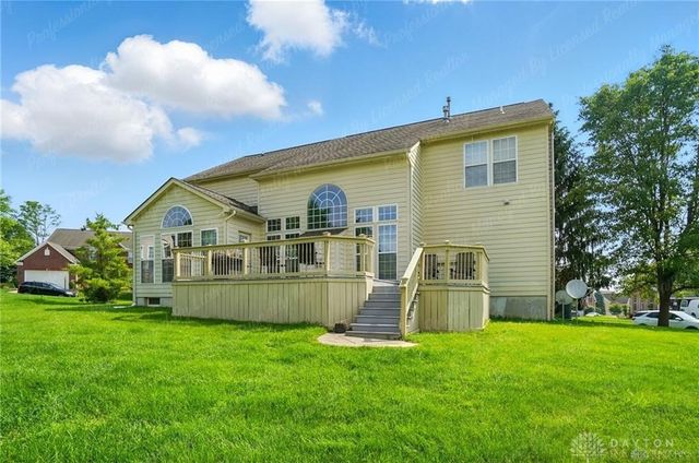 2435 Forest Oaks Drive, Beavercreek, OH 45431