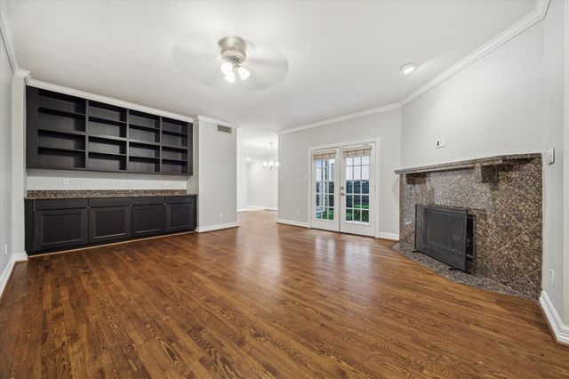 6310 Arnot Street, Houston, TX 77007