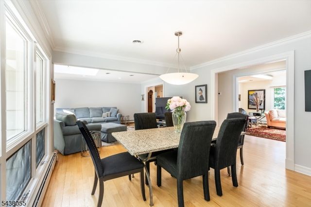 83 Brookside Ter, North Caldwell Boro, NJ 07006