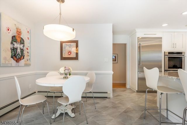83 Brookside Ter, North Caldwell Boro, NJ 07006