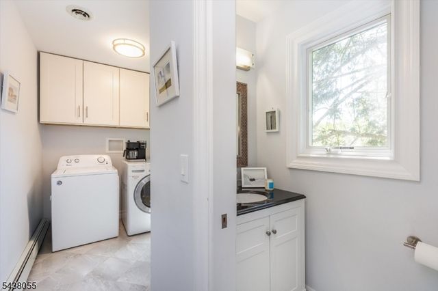 83 Brookside Ter, North Caldwell Boro, NJ 07006