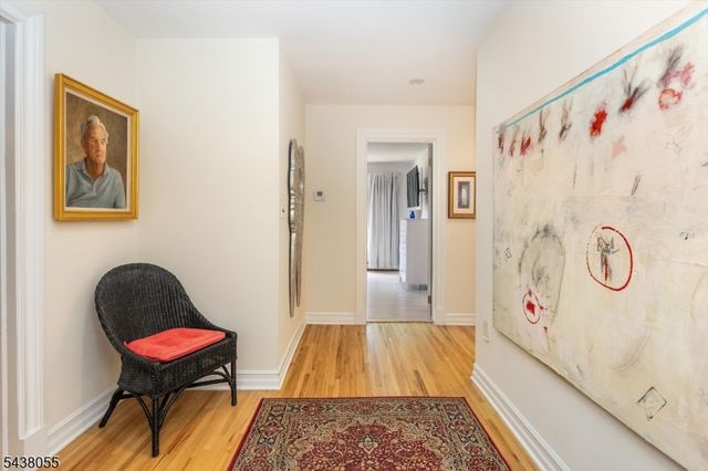 83 Brookside Ter, North Caldwell Boro, NJ 07006