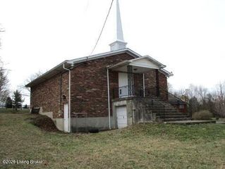 7808 Cooper Chapel Rd, Louisville, KY 40229