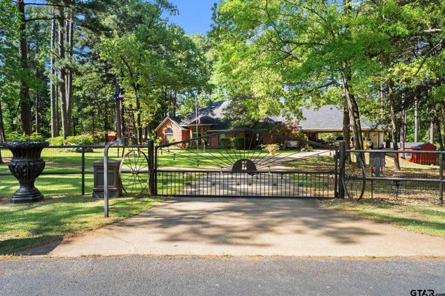 19132 Falls Creek Dr., Flint, TX 75762