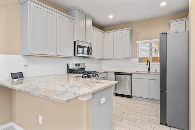 24717 Teton Hollow Trail, Houston, TX 77336