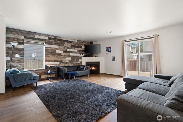 12929 159th Street E, Puyallup, WA 98374