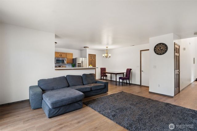 12929 159th Street E, Puyallup, WA 98374
