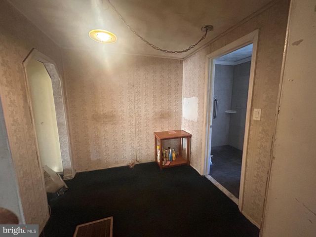2913 ROYDEN ST, Camden, NJ 08105