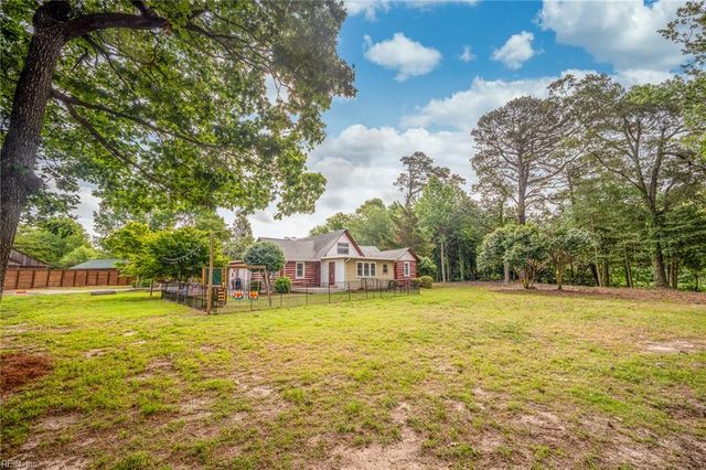 5040 Creek Cove CT, Virginia Beach, VA 23455