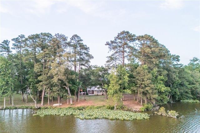 5040 Creek Cove CT, Virginia Beach, VA 23455