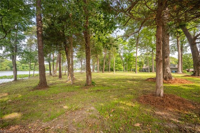 5040 Creek Cove CT, Virginia Beach, VA 23455