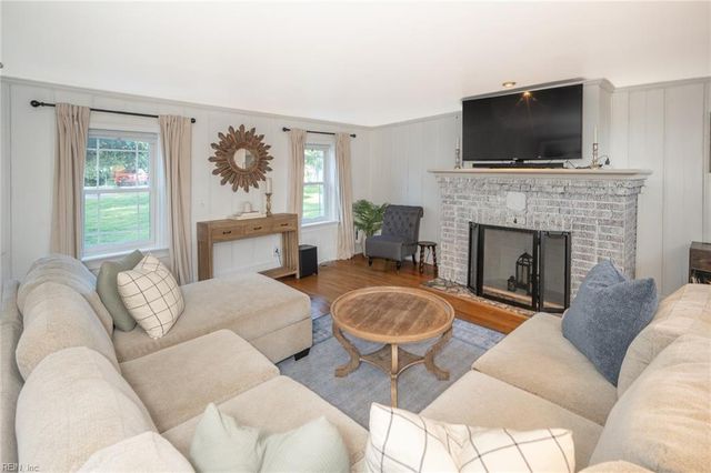 5040 Creek Cove CT, Virginia Beach, VA 23455
