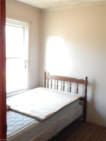 4190 Grubbs Road, Walkertown, NC 27051