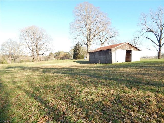 4190 Grubbs Road, Walkertown, NC 27051