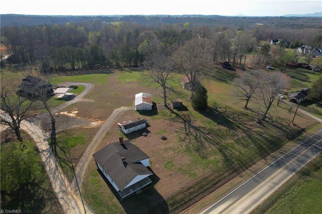 4190 Grubbs Road, Walkertown, NC 27051