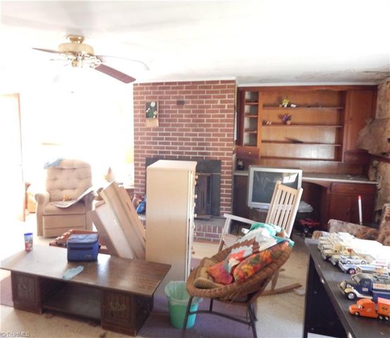 4190 Grubbs Road, Walkertown, NC 27051