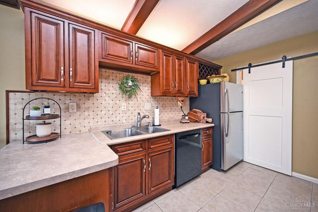 15 Applewood Drive, Fairfield, OH 45014