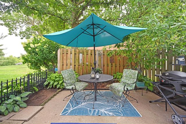 15 Applewood Drive, Fairfield, OH 45014